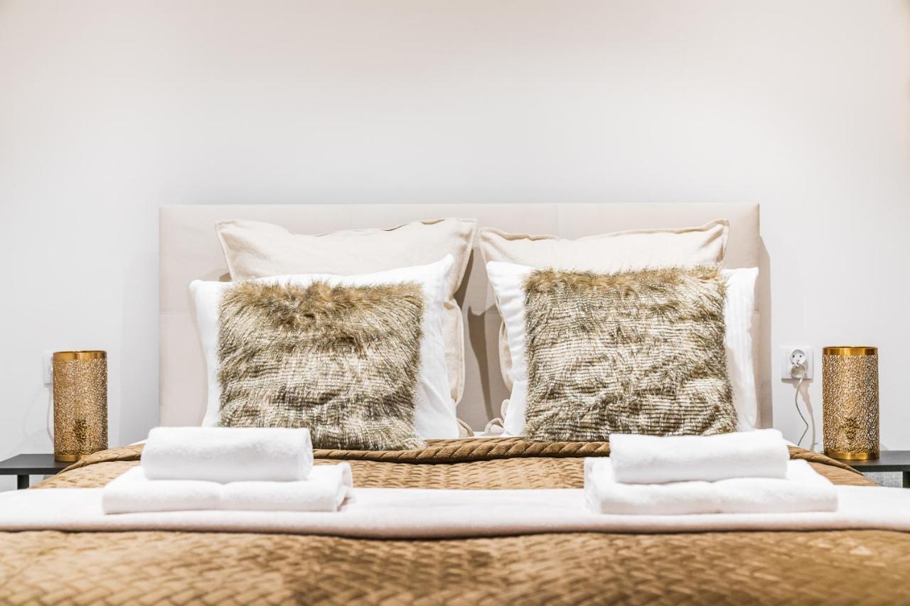 Main Square Apartments - Loftaffair كراكوفيا المظهر الخارجي الصورة